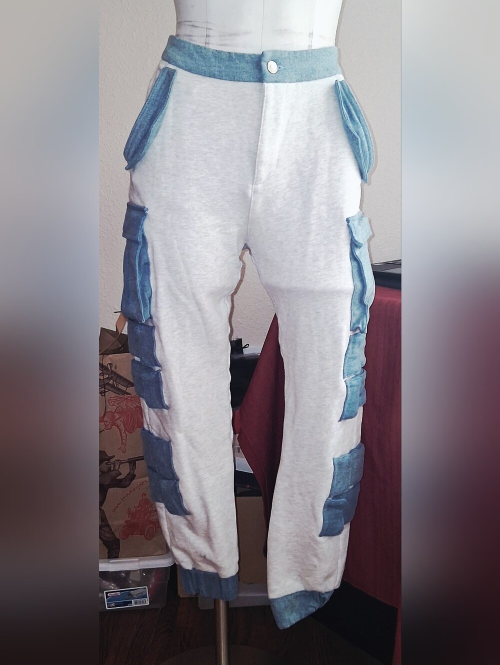 Cropped Jogger Pants